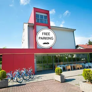 Ostello Simbol With Free Private Parking, Lubiana