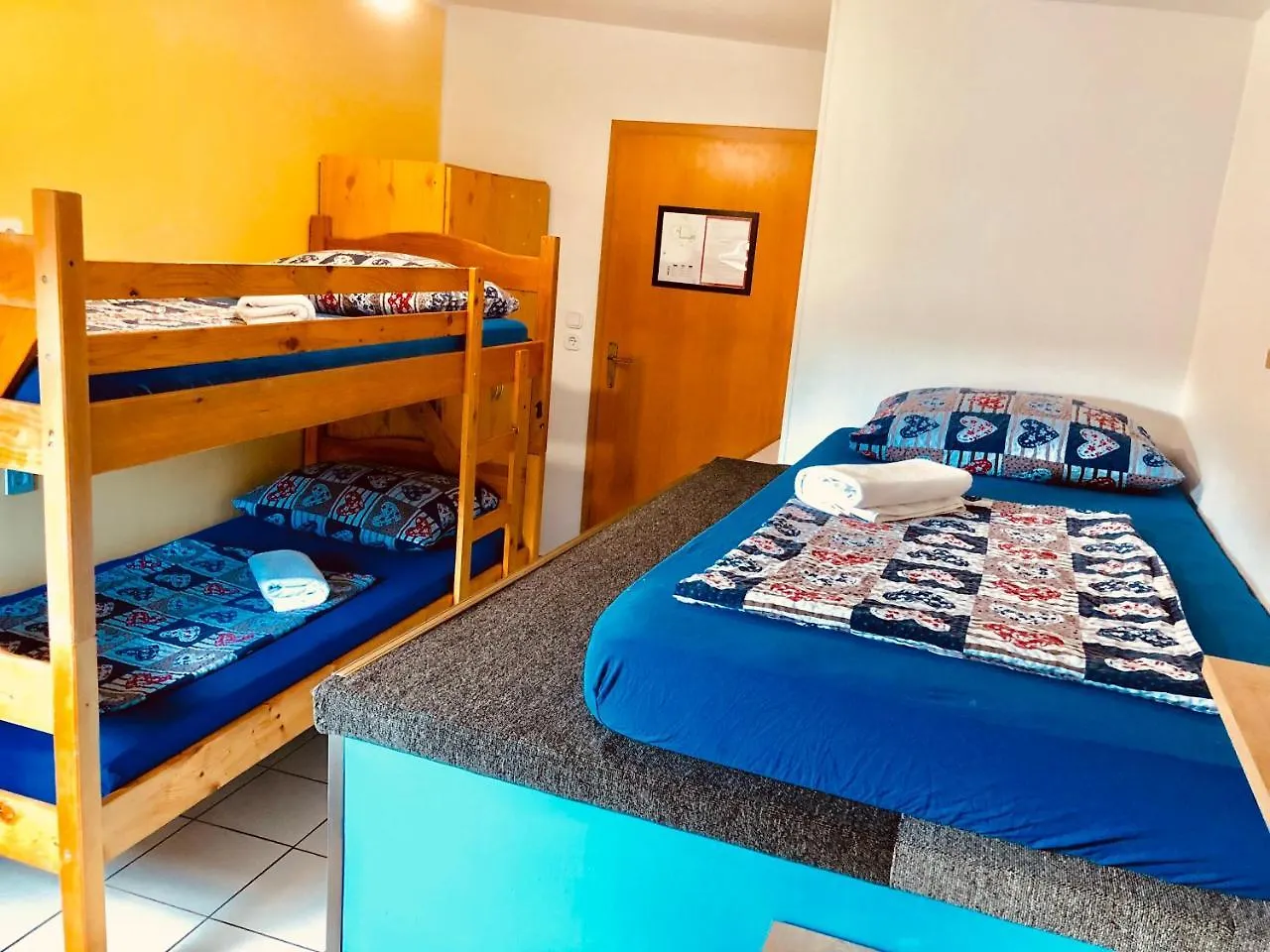 Aladin Hostel Любляна